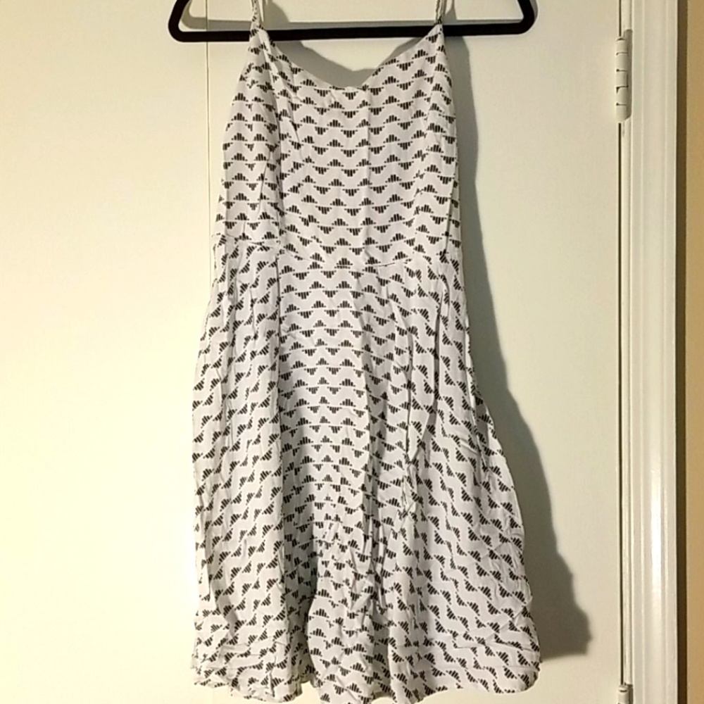 Flowy lined adjustable spaghetti strap sundress